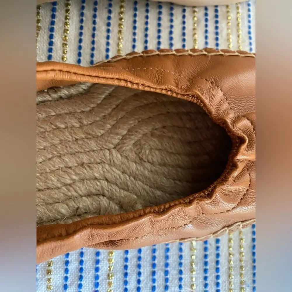 Saks fifth Avenue Shoes Womens size 6  Espadrille Brown Leather Flat NEW